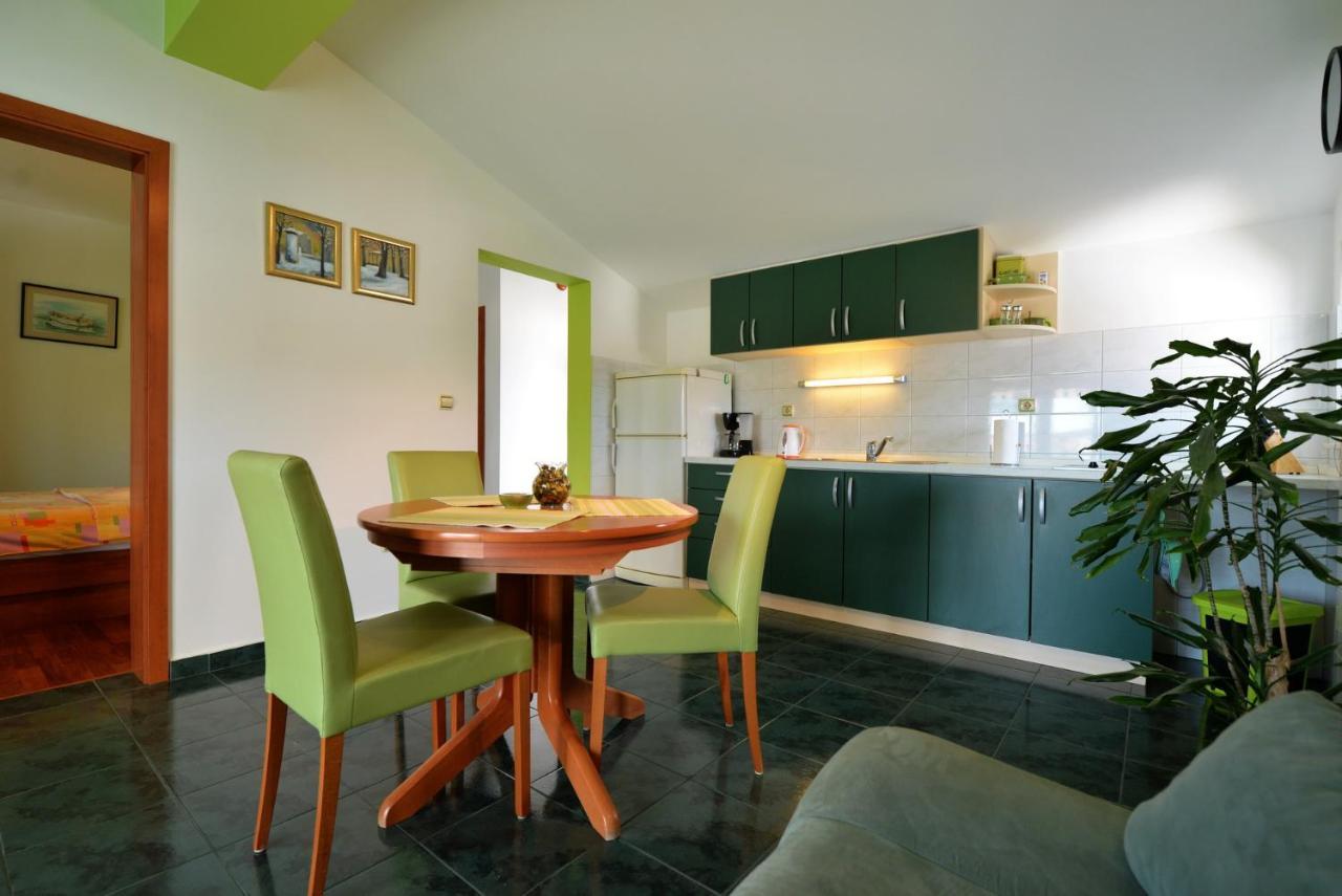 House Klarin Apartment เยเซรา ภายนอก รูปภาพ