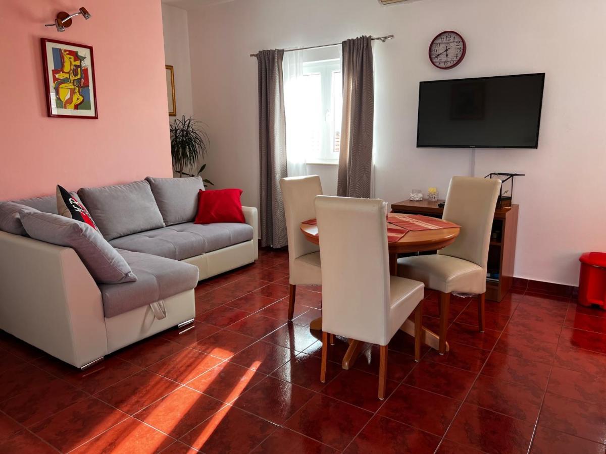 House Klarin Apartment เยเซรา ภายนอก รูปภาพ